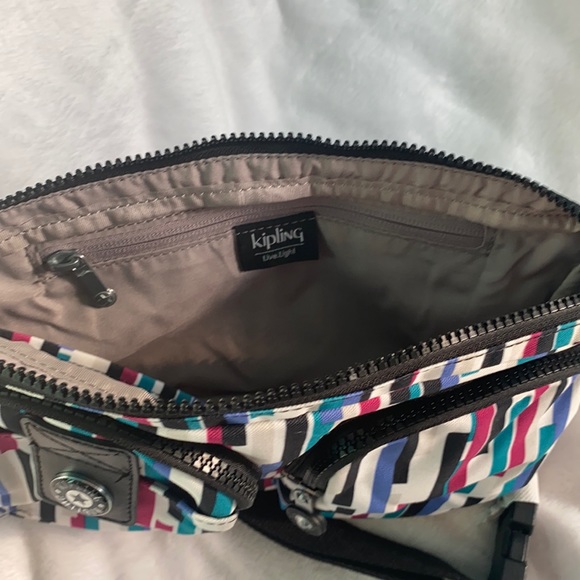 💙💗🆕Kipling Navad Fanny Pack, Urban Stripe - Picture 3 of 6
